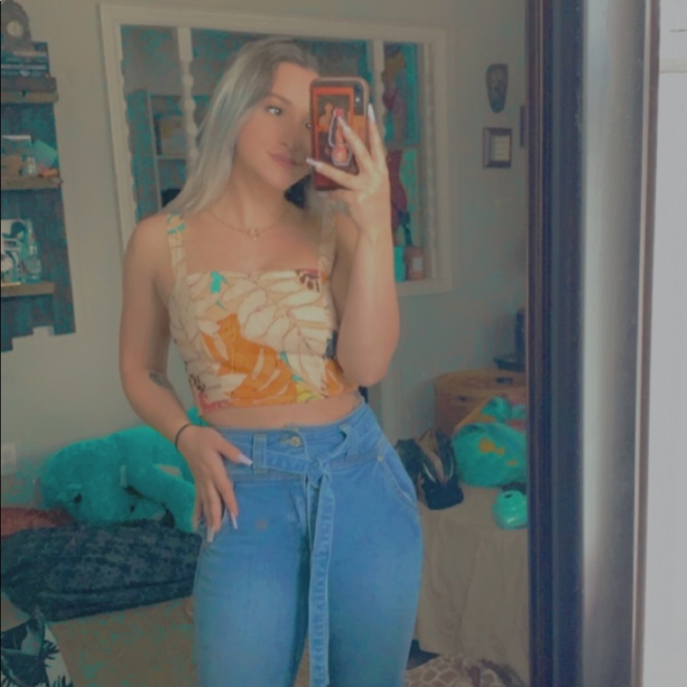 Tropical Top